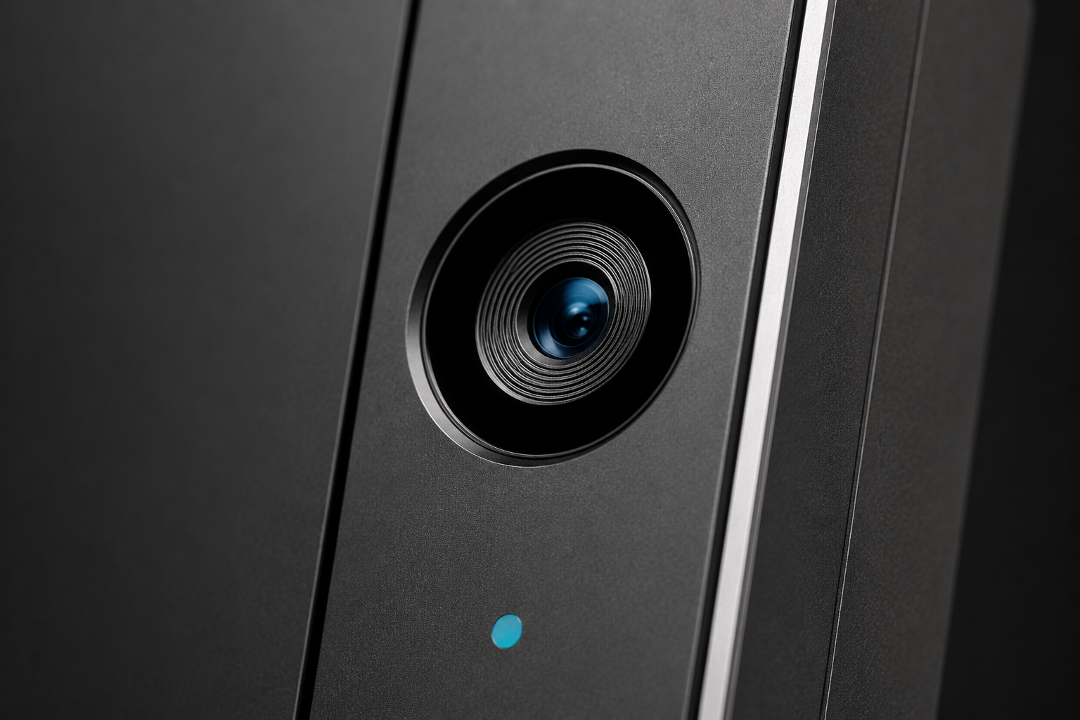 ORA Mirror camera lens detail